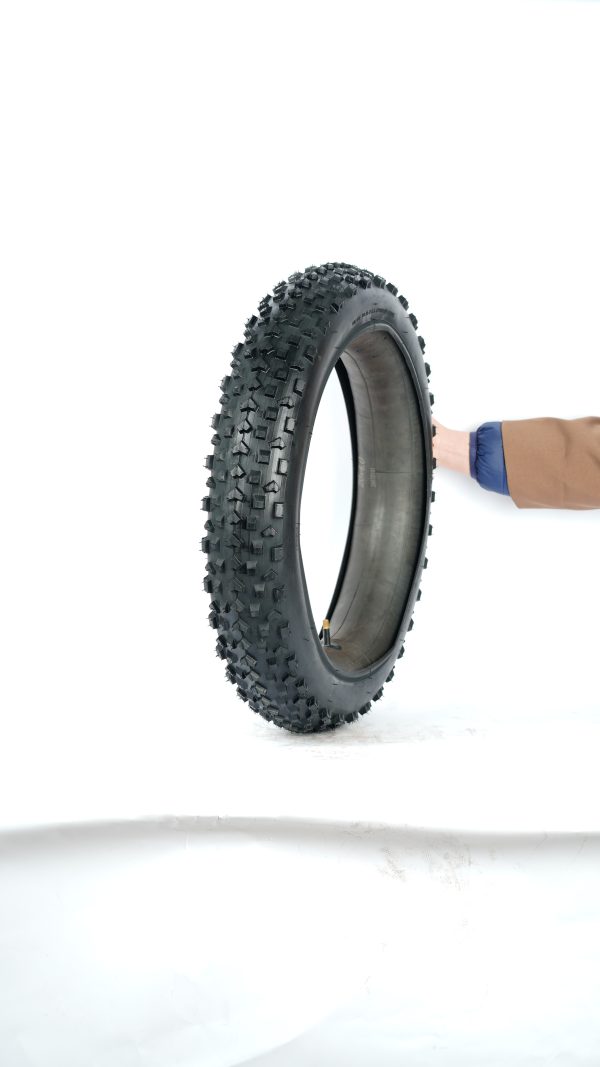 20x4.0 off-road E-bike tyre